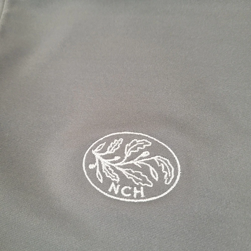Peter Millar Mens XL Gray Quarter Zip Pullover NCH Logo Performance Golf Shirt - Picture 2 of 6
